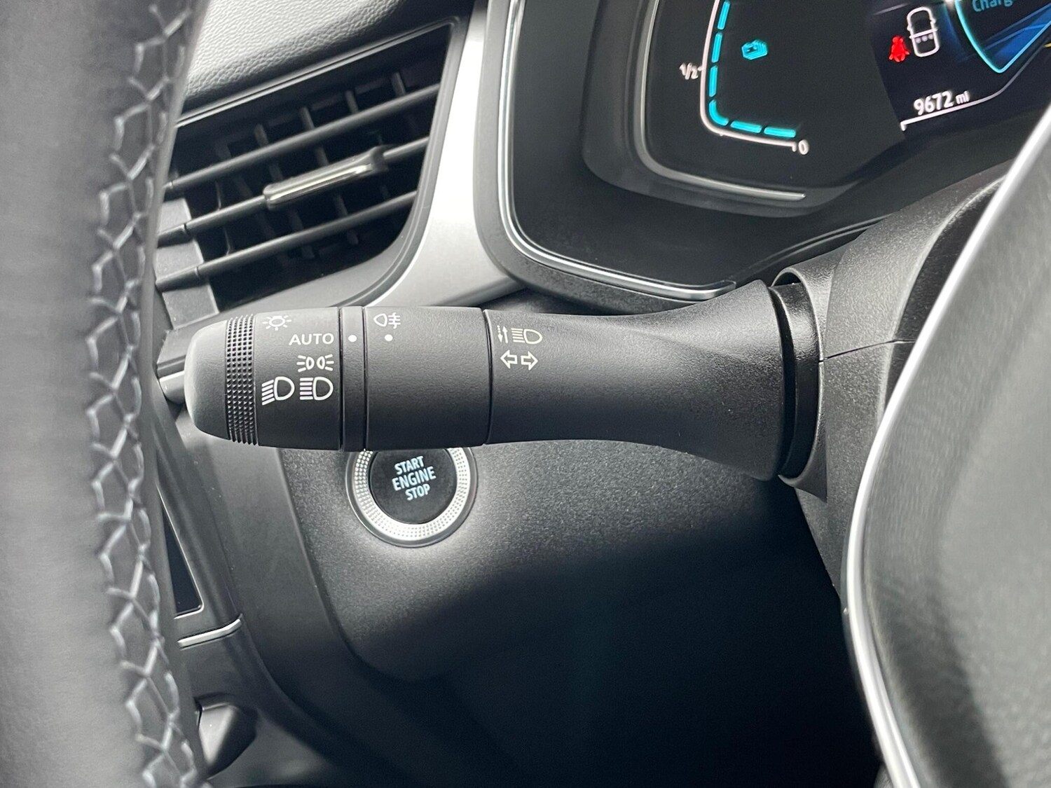 Used Renault Captur 2022 for sale - 77456346: Photo 42