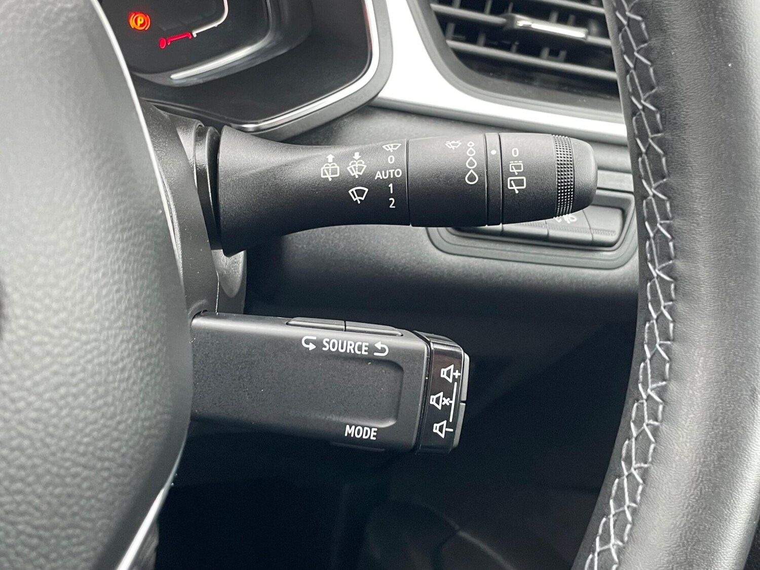 Used Renault Captur 2022 for sale - 77456346: Photo 43