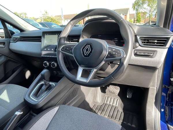 Used Renault Clio 2024 for sale - 74419518: Photo 36