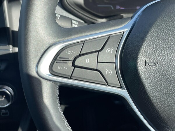 Used Renault Clio 2024 for sale - 74419518: Photo 38