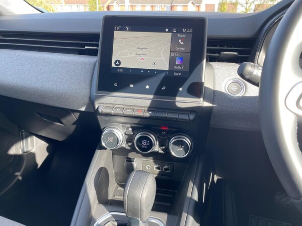 Used Renault Clio 2024 for sale - 74419518: Photo 43