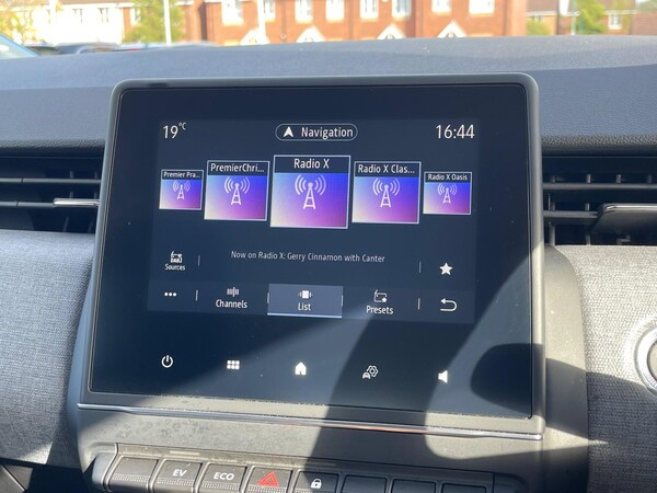 Used Renault Clio 2024 for sale - 74419518: Photo 47