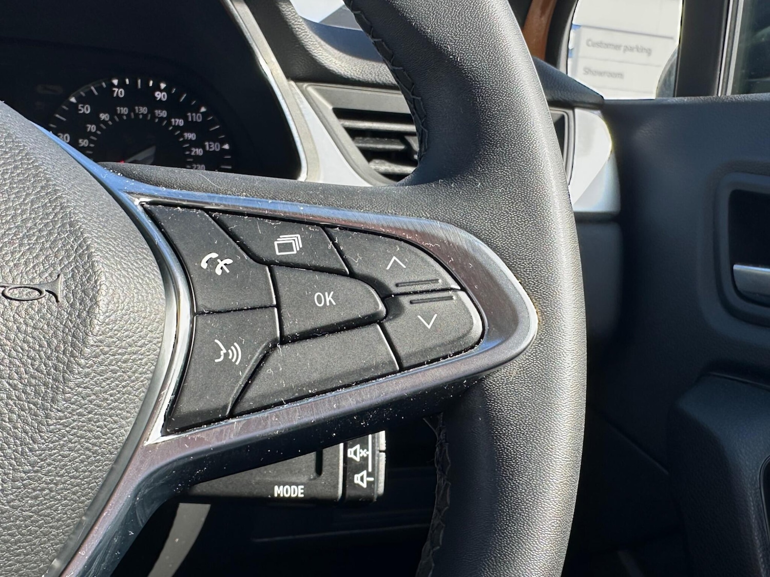 Used Renault Captur 2021 for sale - 76899178: Photo 16