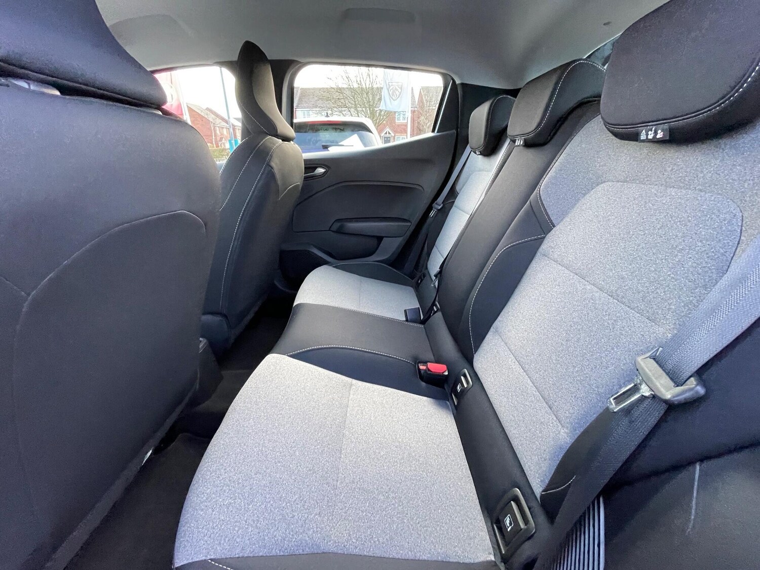 Used Renault Clio 2024 for sale - 77029322: Photo 56