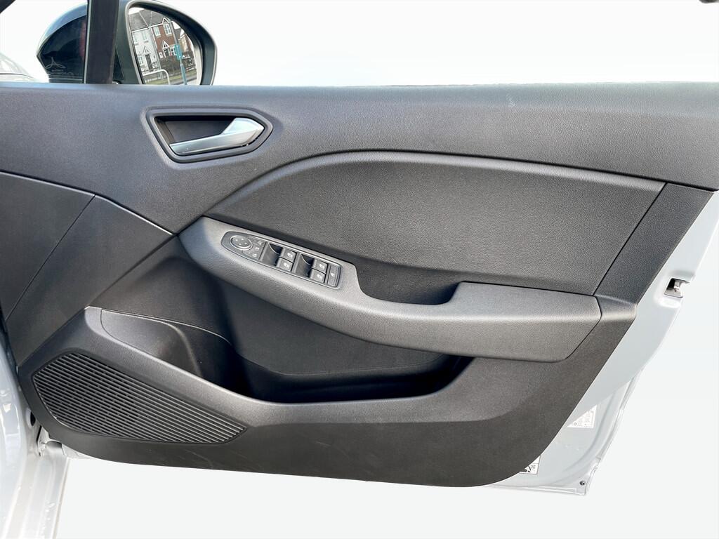 Used Renault Clio 2024 for sale - 77029322: Photo 8