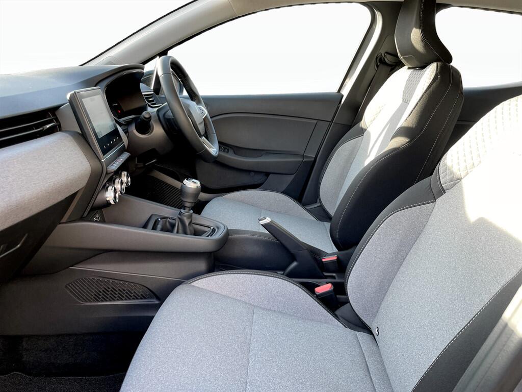 Used Renault Clio 2024 for sale - 77574144: Photo 15