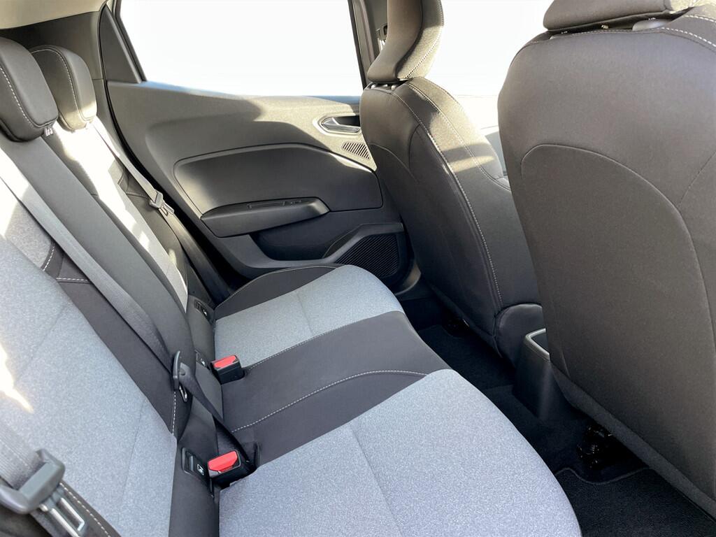 Used Renault Clio 2024 for sale - 77574144: Photo 17