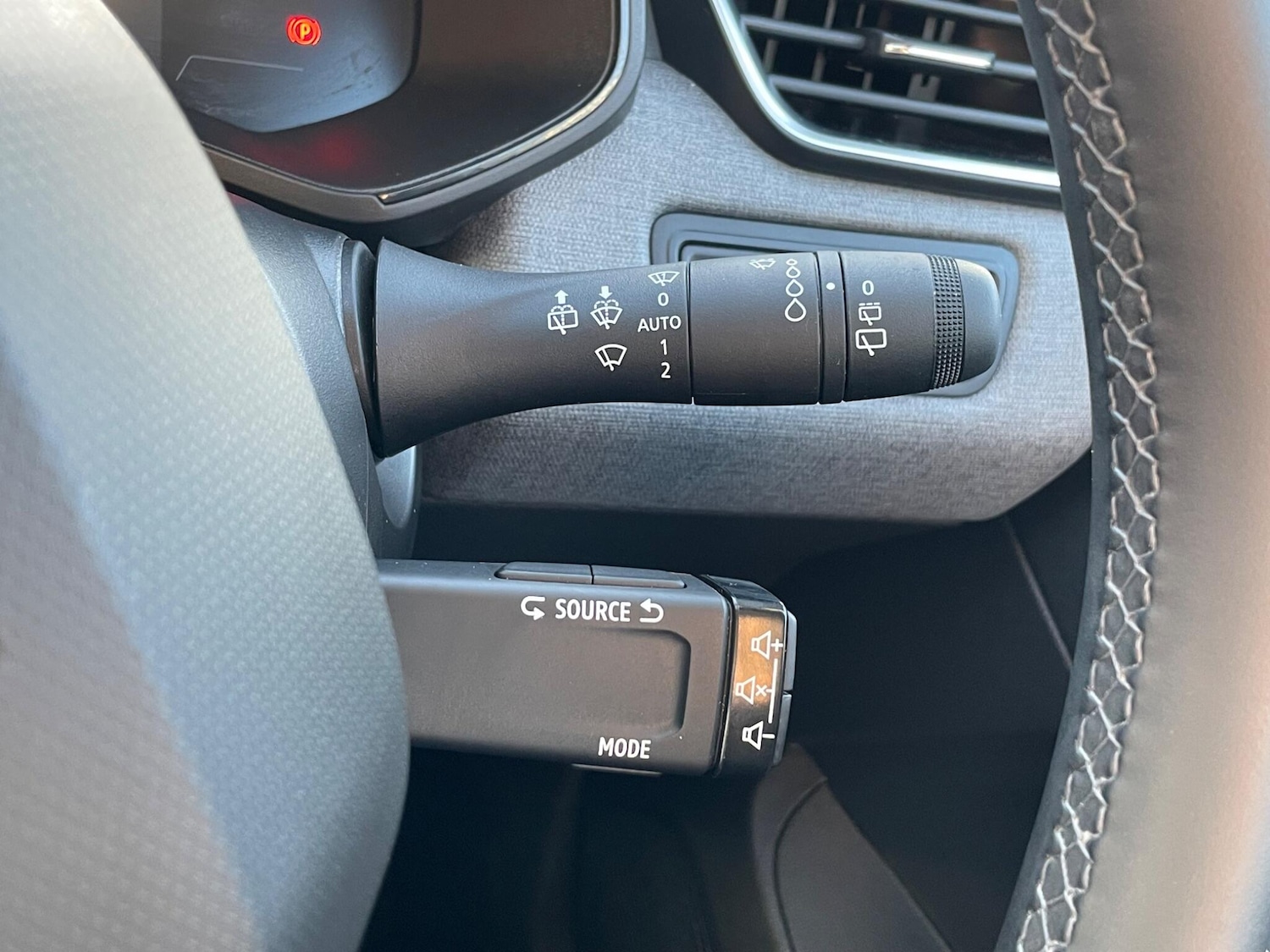 Used Renault Clio 2024 for sale - 77574144: Photo 41