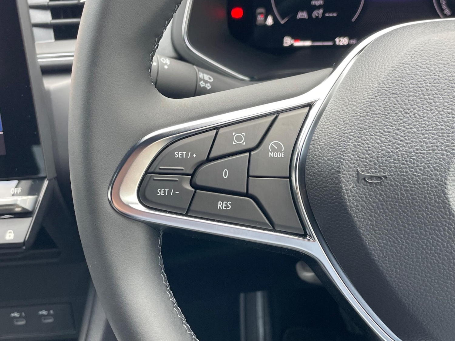 Used Renault Captur 2024 for sale - 77574153: Photo 43