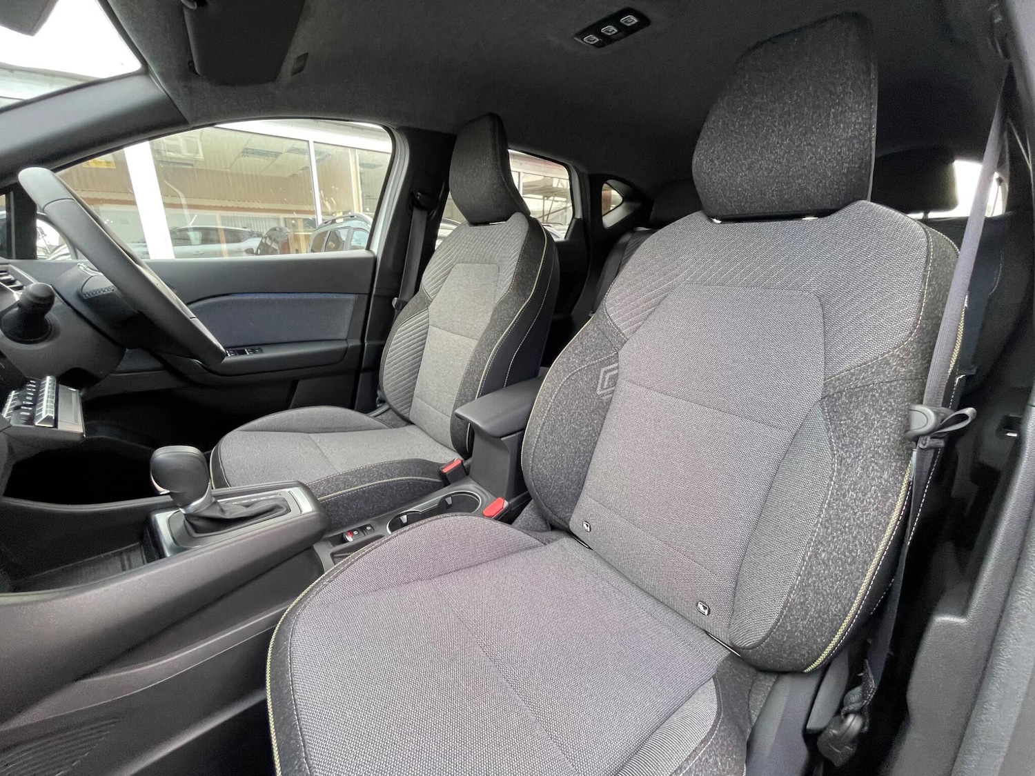 Used Renault Captur 2024 for sale - 77574153: Photo 62