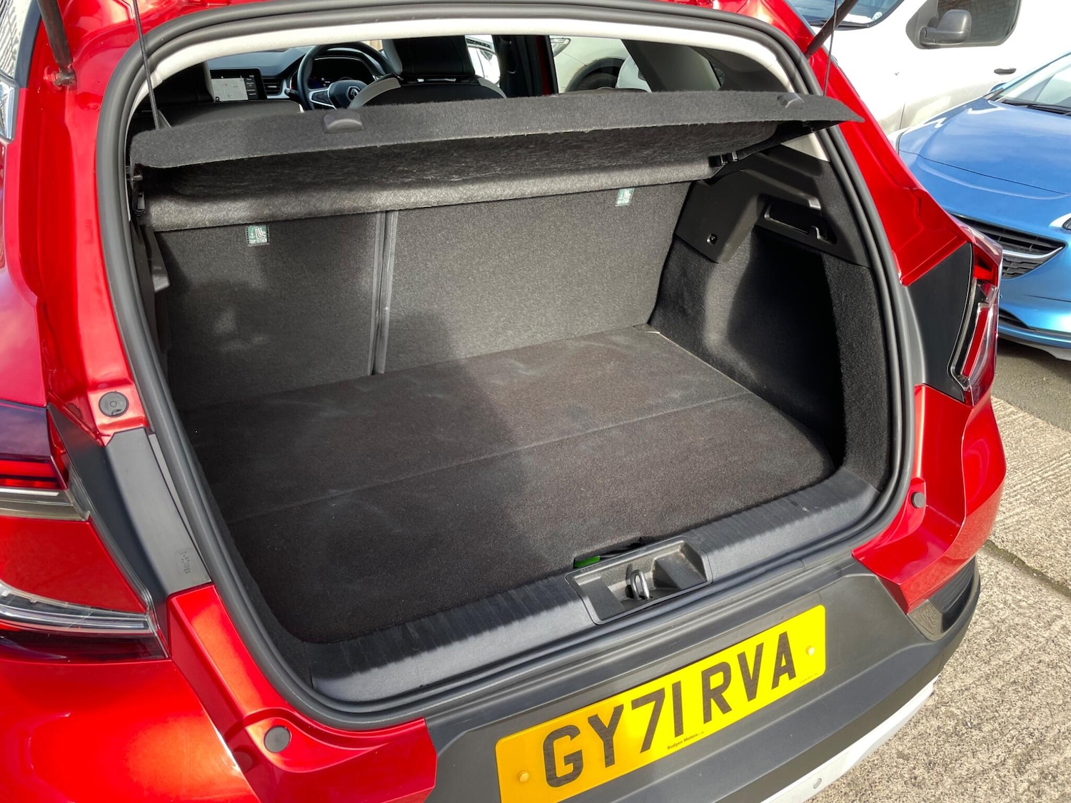 Used Renault Captur 2021 for sale - 77455134: Photo 30