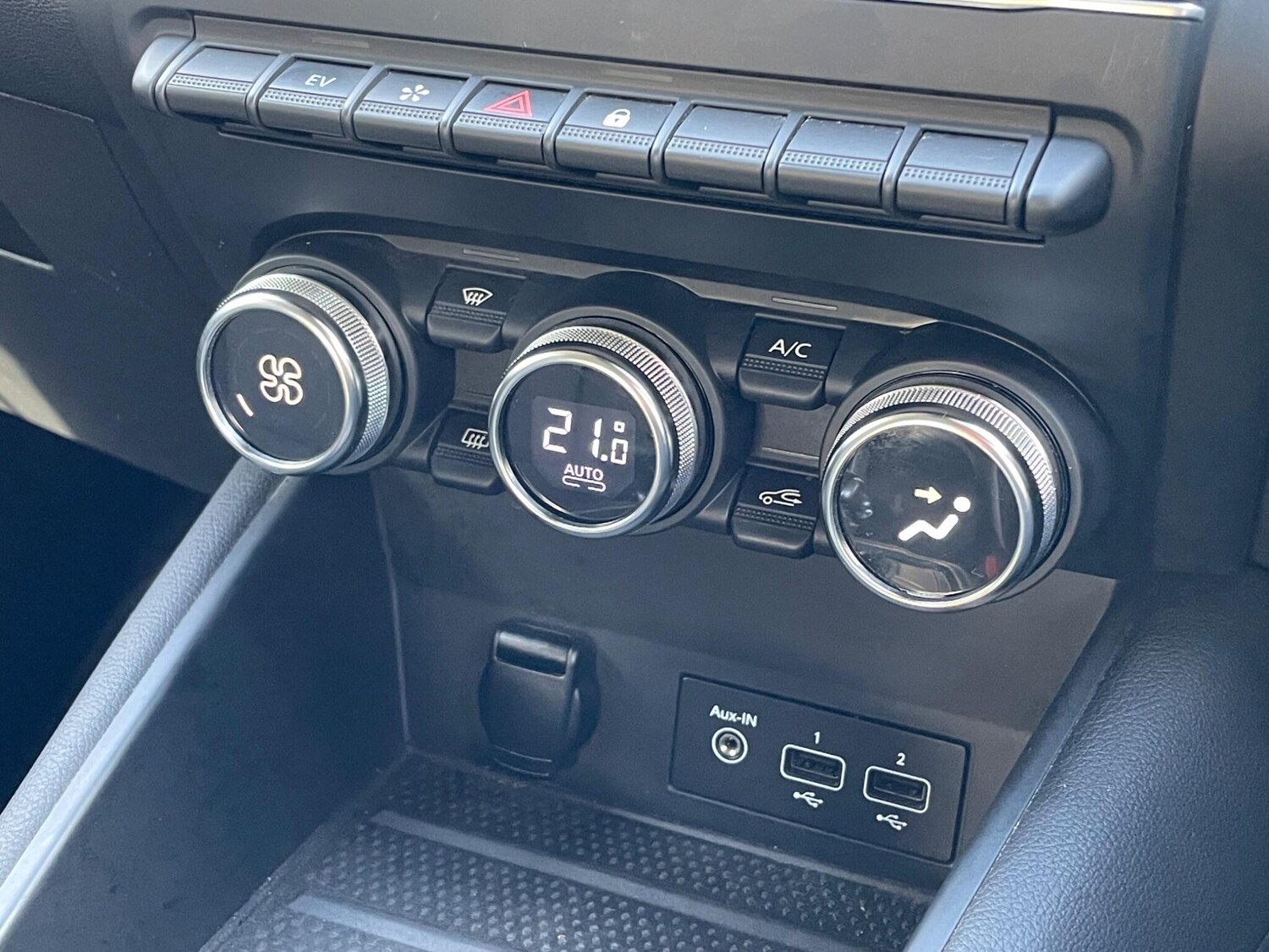 Used Renault Captur 2021 for sale - 77455134: Photo 46