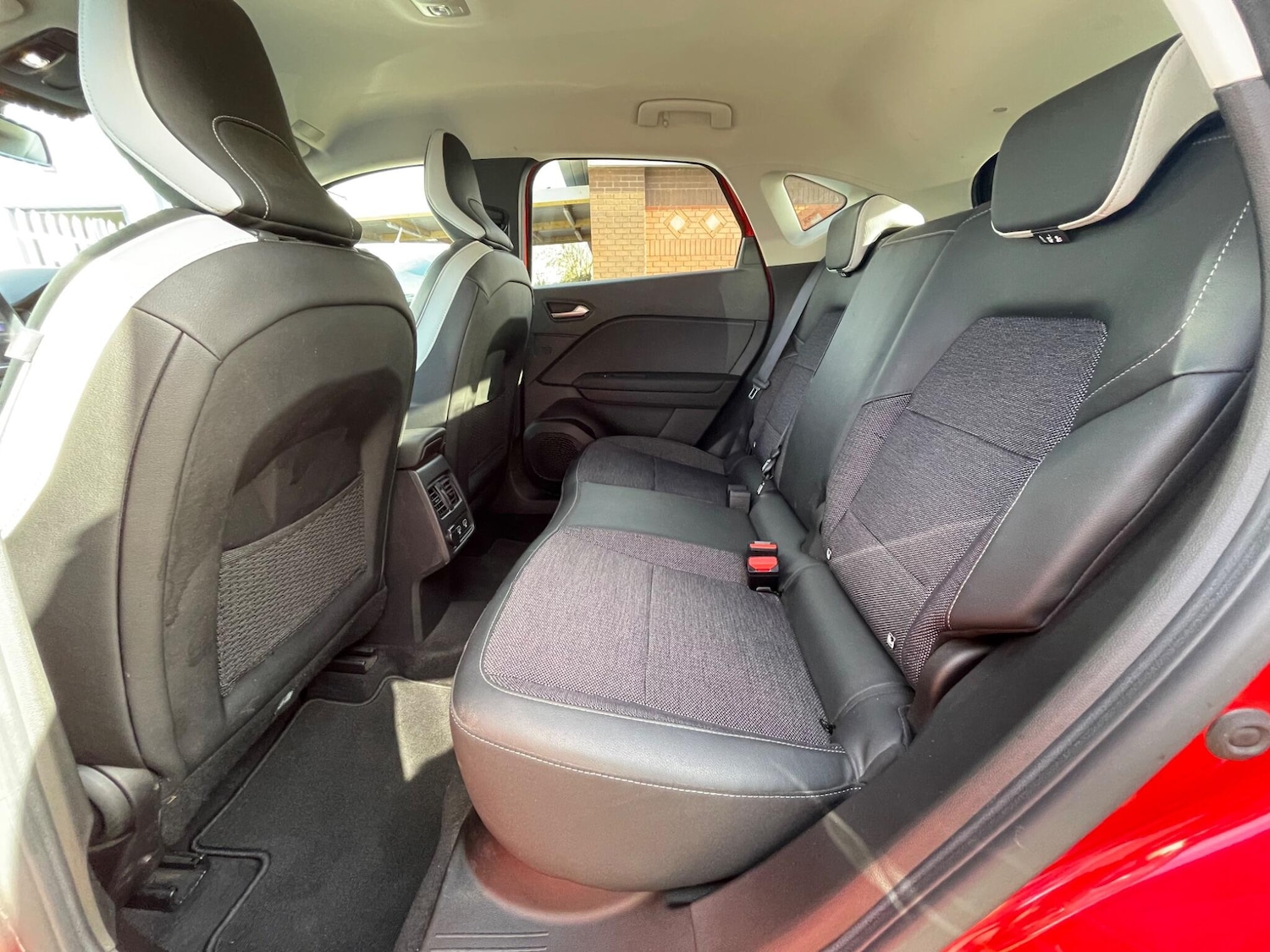 Used Renault Captur 2021 for sale - 77455134: Photo 50