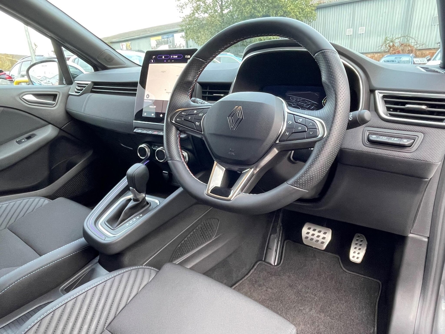 Used Renault Clio 2025 for sale - 77131667: Photo 37