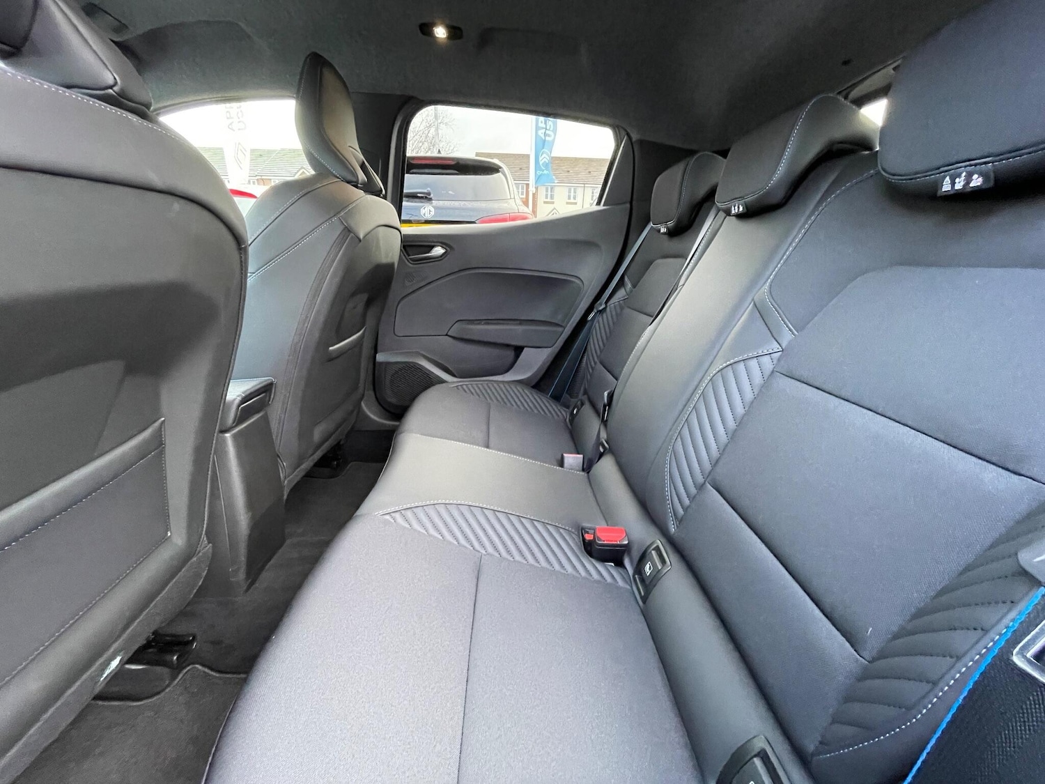 Used Renault Clio 2025 for sale - 77131667: Photo 61