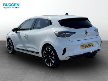 Used Renault Clio 2024 for sale - 79026122: Photo