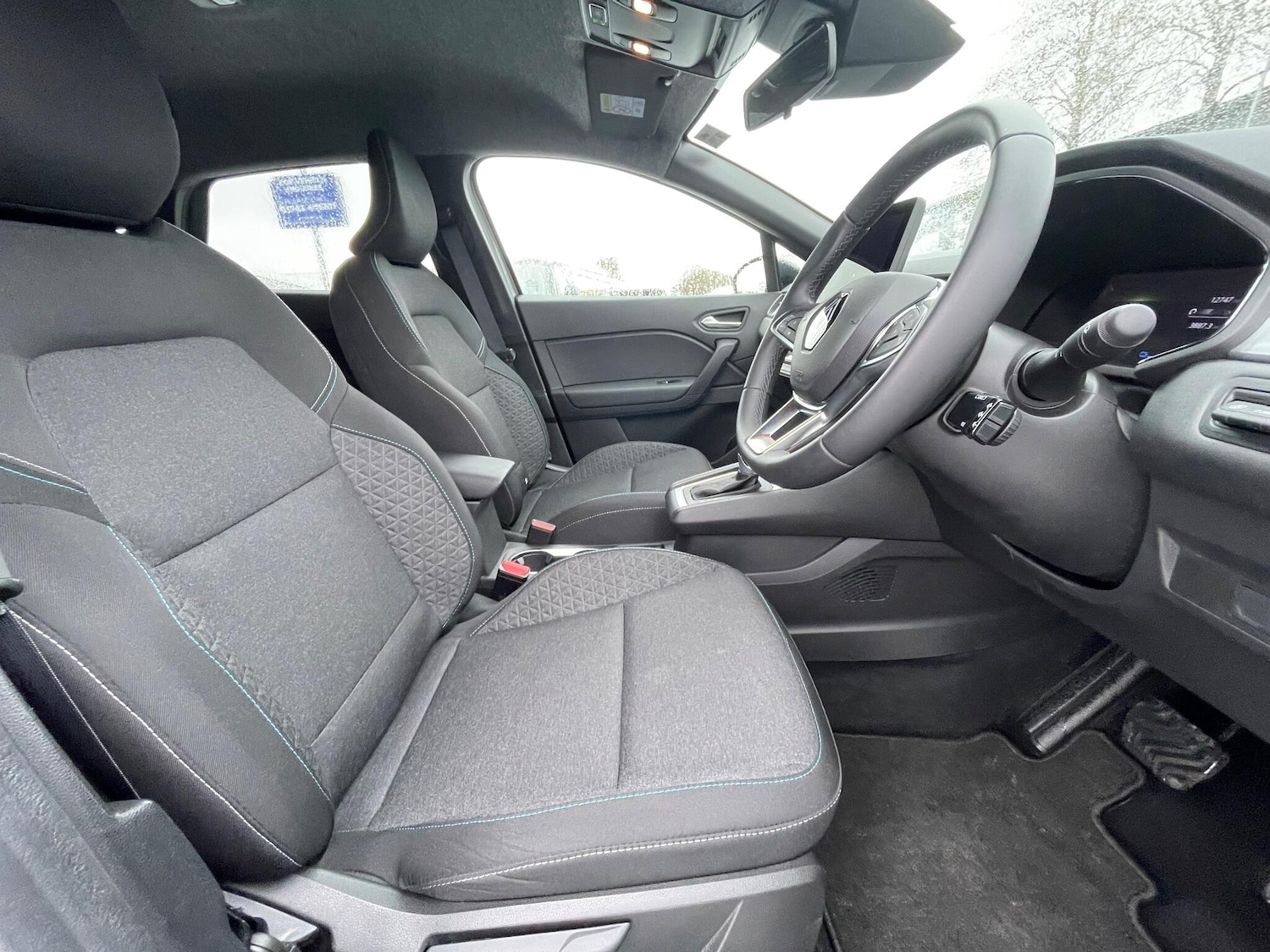 Used Renault Captur 2024 for sale - 77029323: Photo 32