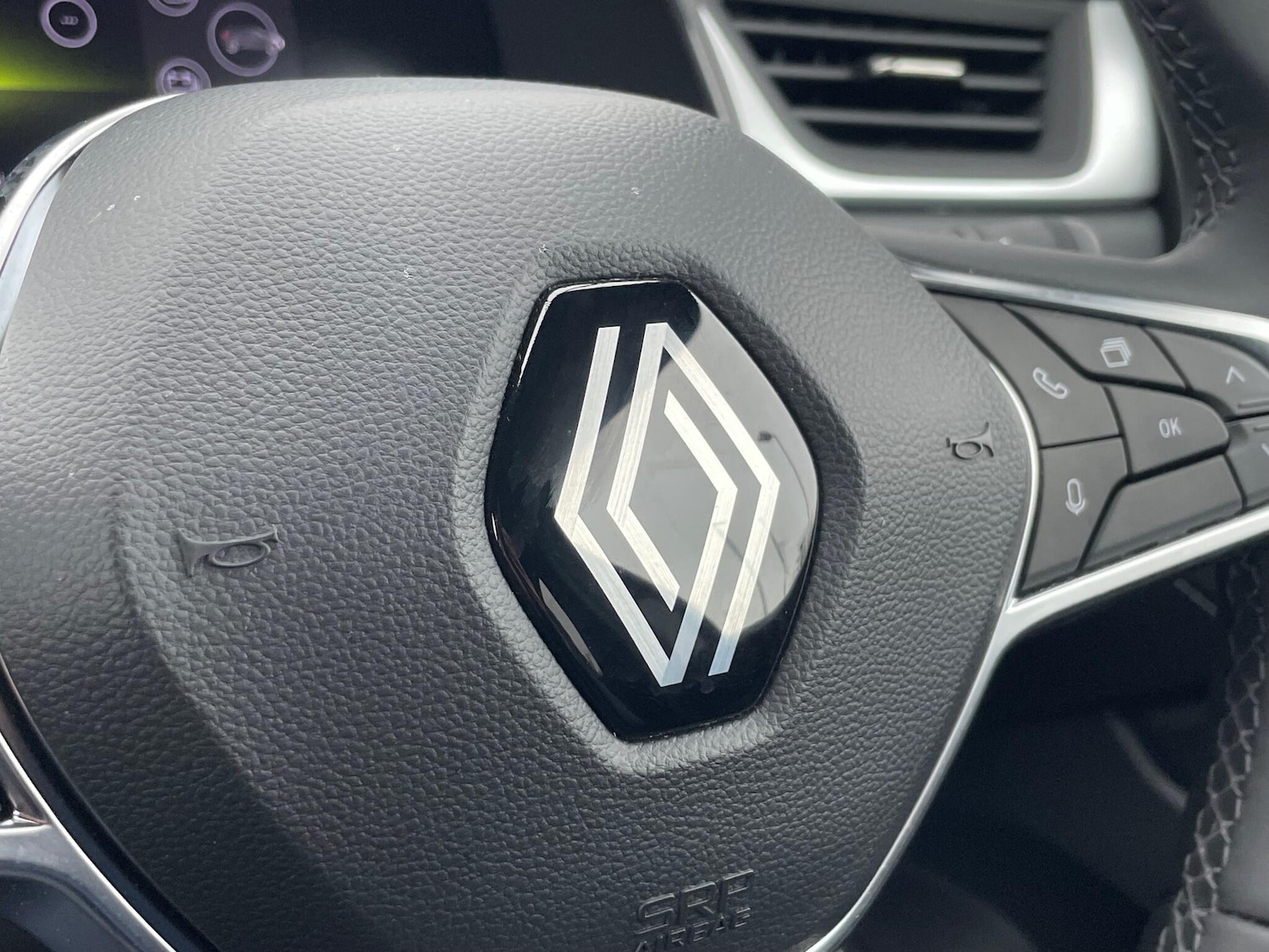 Used Renault Captur 2024 for sale - 77029323: Photo 37