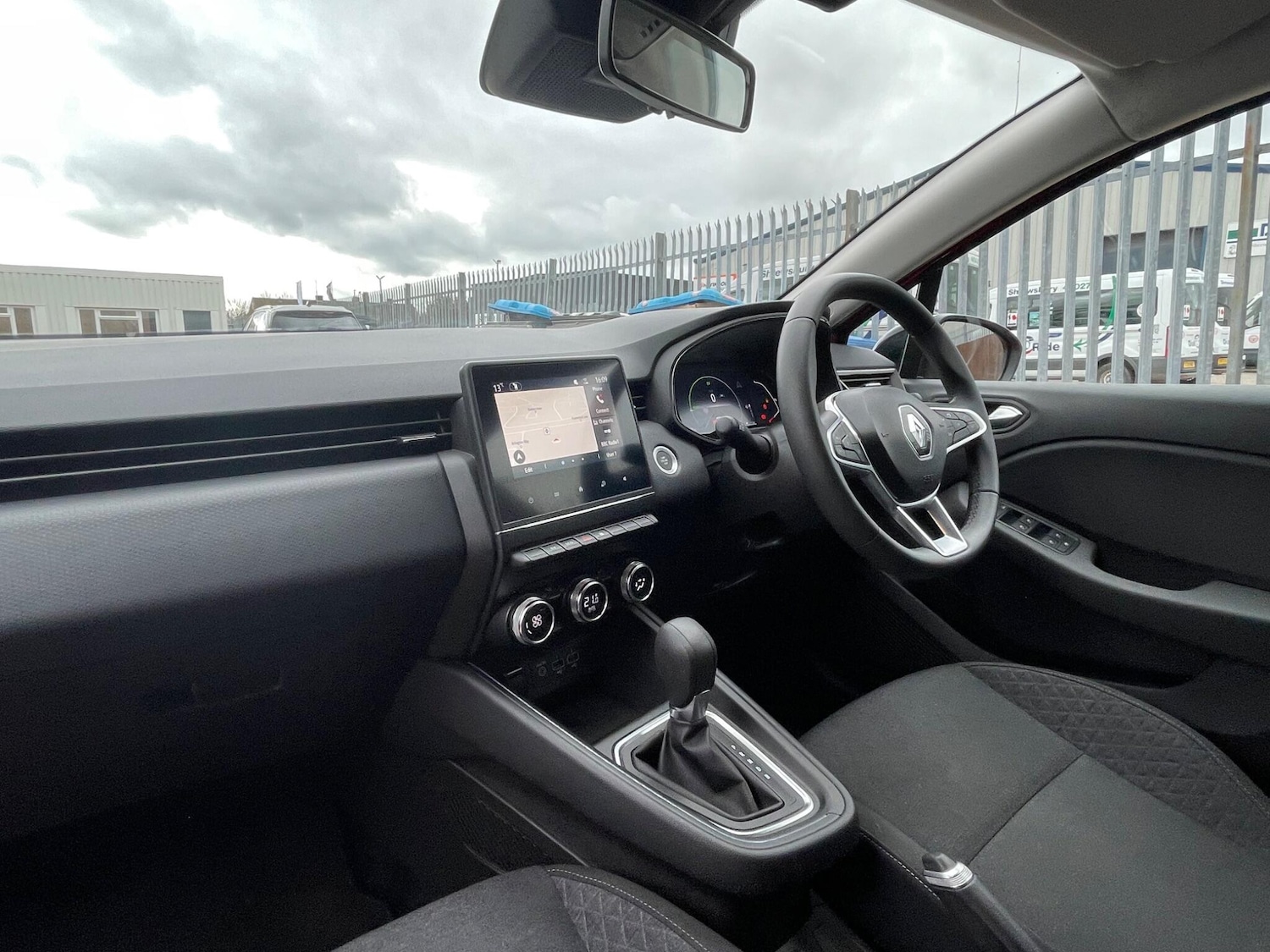 Used Renault Clio 2022 for sale - 77646807: Photo 50