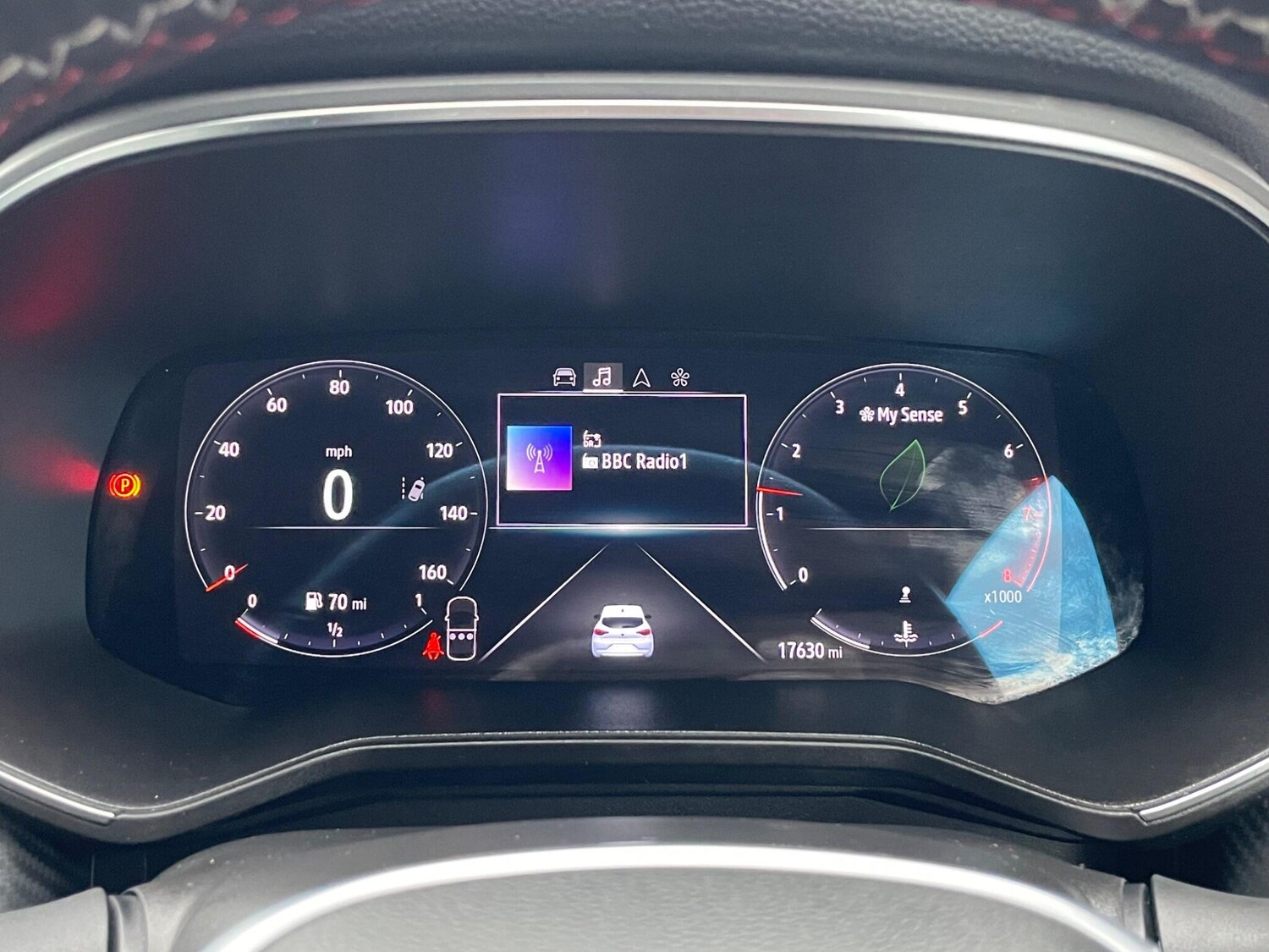 Used Renault Clio 2023 for sale - 77597852: Photo 41