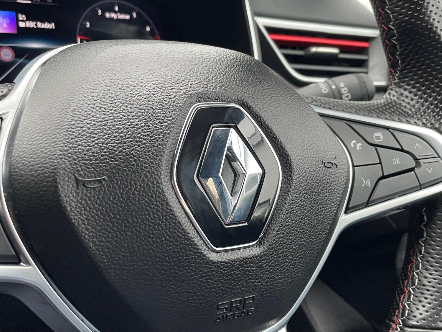 Used Renault Clio 2023 for sale - 77597852: Photo 43