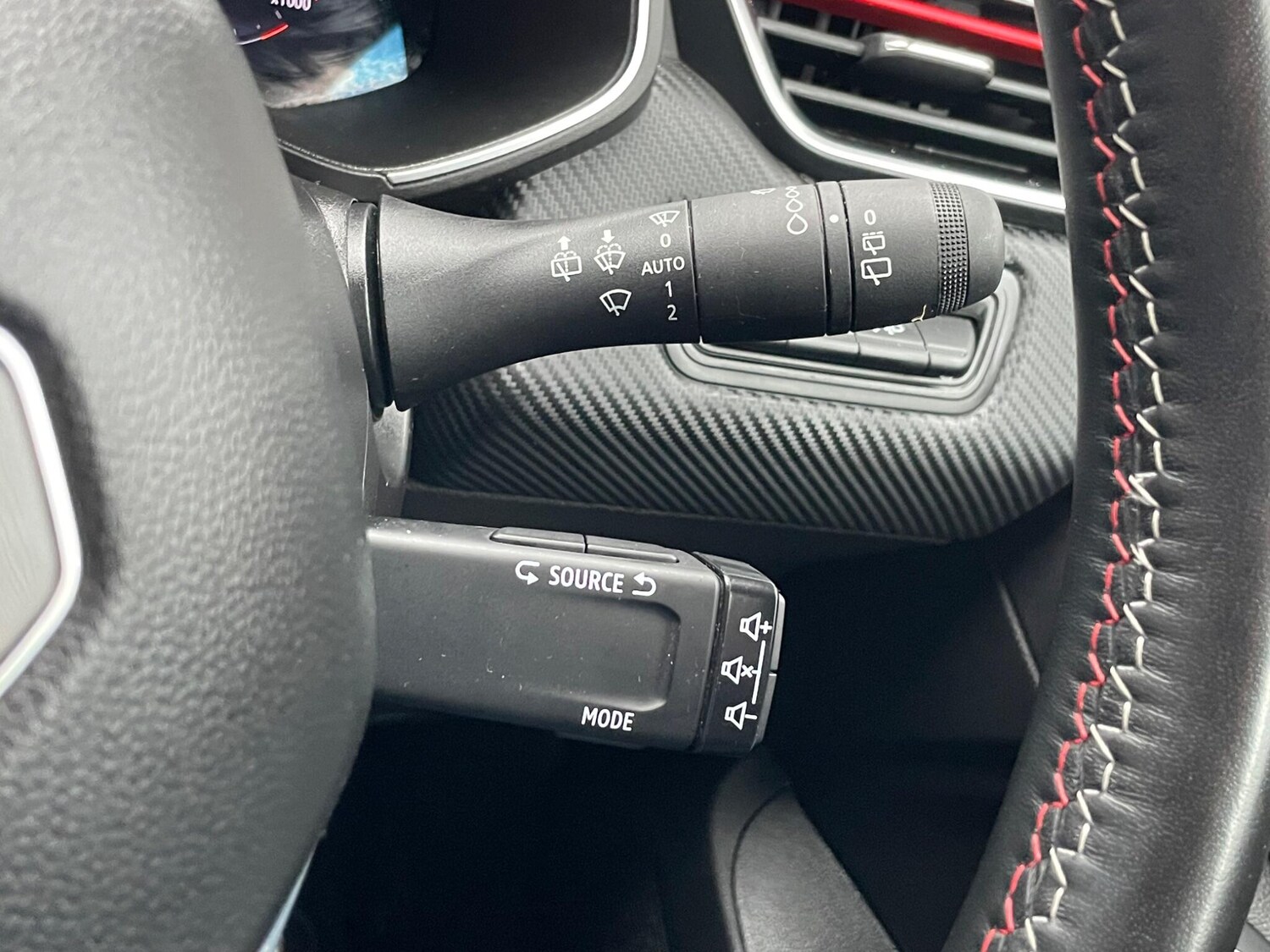 Used Renault Clio 2023 for sale - 77597852: Photo 46