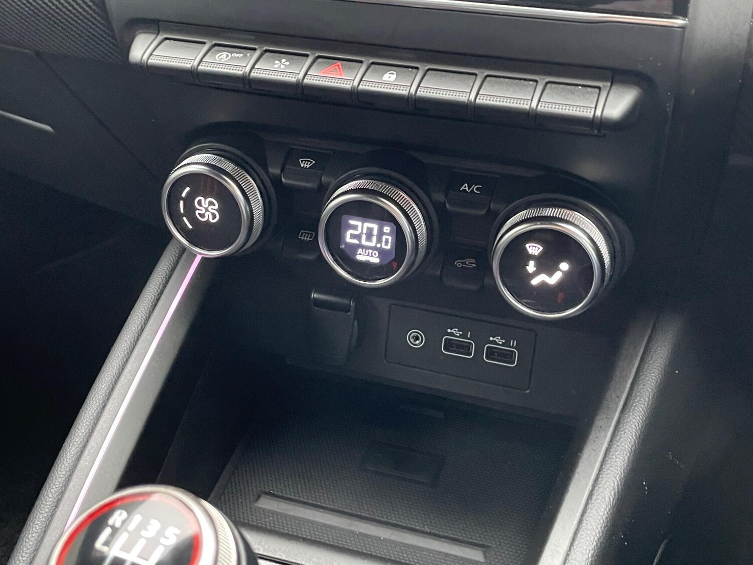 Used Renault Clio 2023 for sale - 77597852: Photo 57