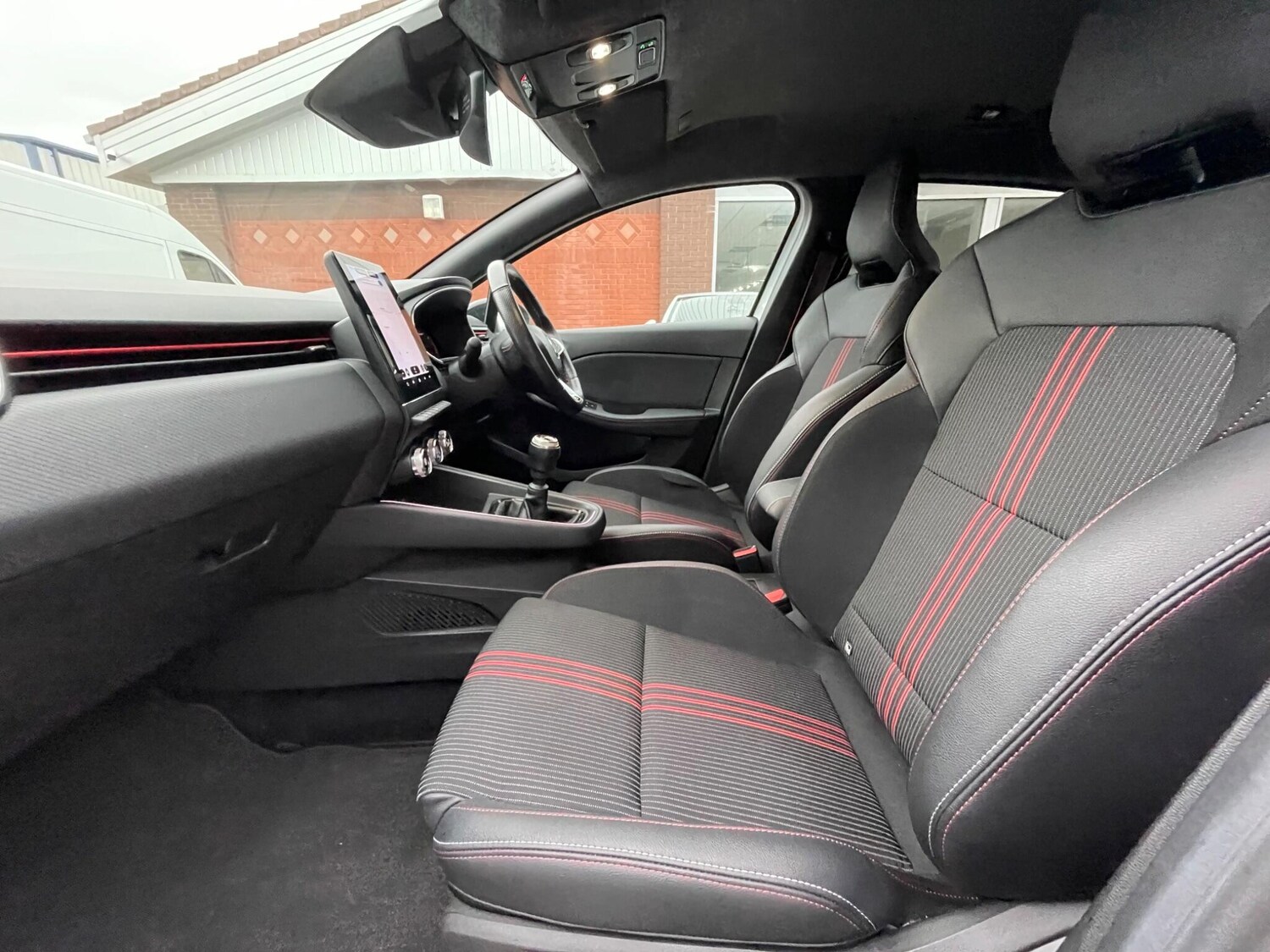 Used Renault Clio 2023 for sale - 77597852: Photo 62