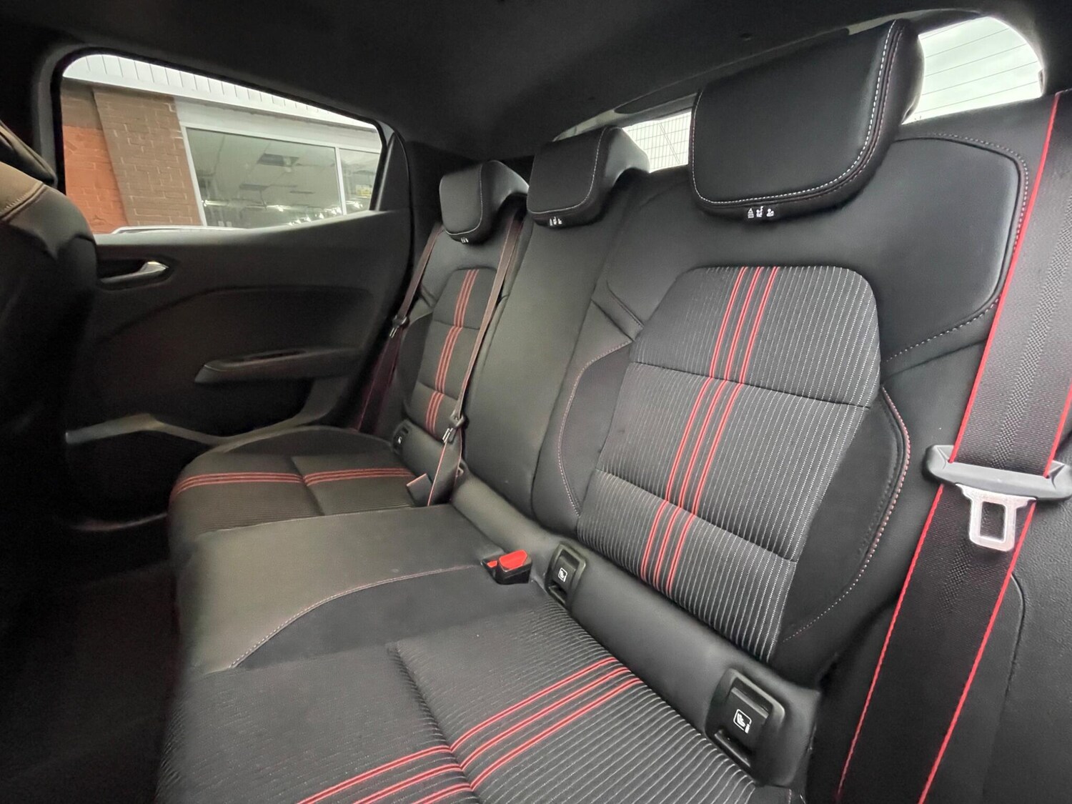 Used Renault Clio 2023 for sale - 77597852: Photo 65