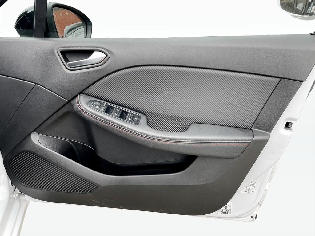 Used Renault Clio 2023 for sale - 77597852: Photo 8