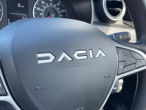 Used Dacia Duster 2024 for sale - 75677845: Photo 40