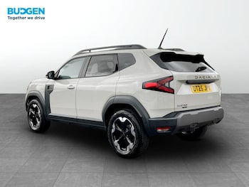 Used Dacia Duster 2025 for sale - 75677779: Photo