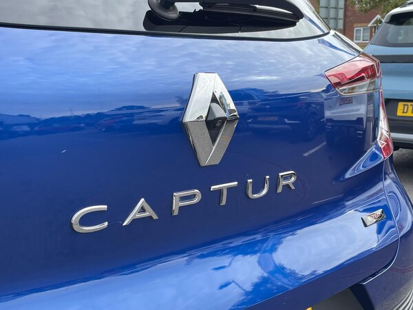 Used Renault Captur 2023 for sale - 76085531: Photo 29