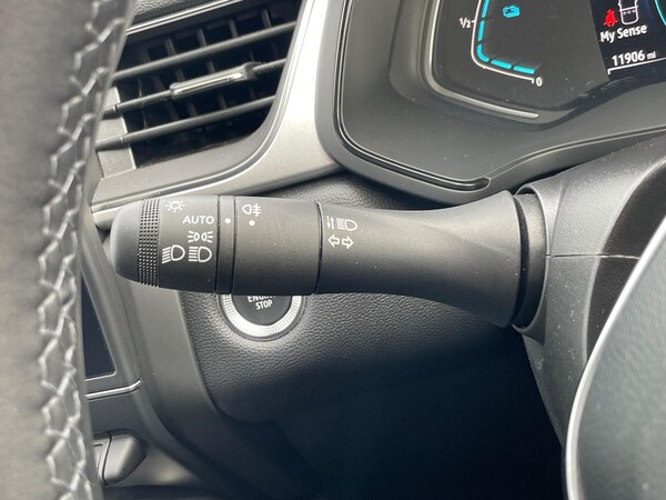 Used Renault Captur 2023 for sale - 76085531: Photo 44