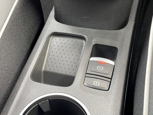Used Renault Captur 2023 for sale - 76085531: Photo 55