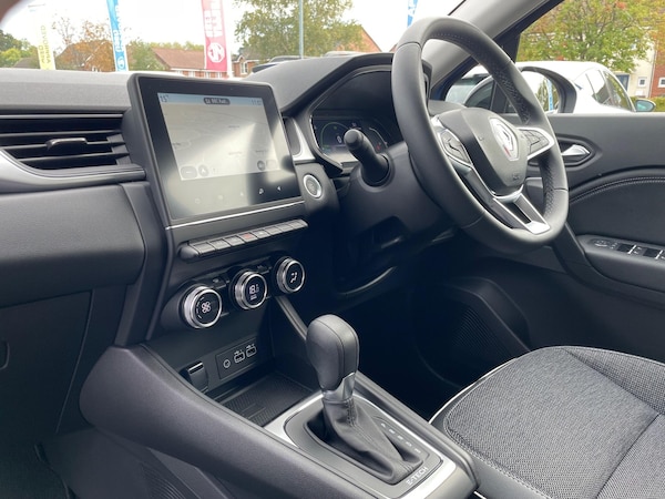 Used Renault Captur 2023 for sale - 76085531: Photo 56