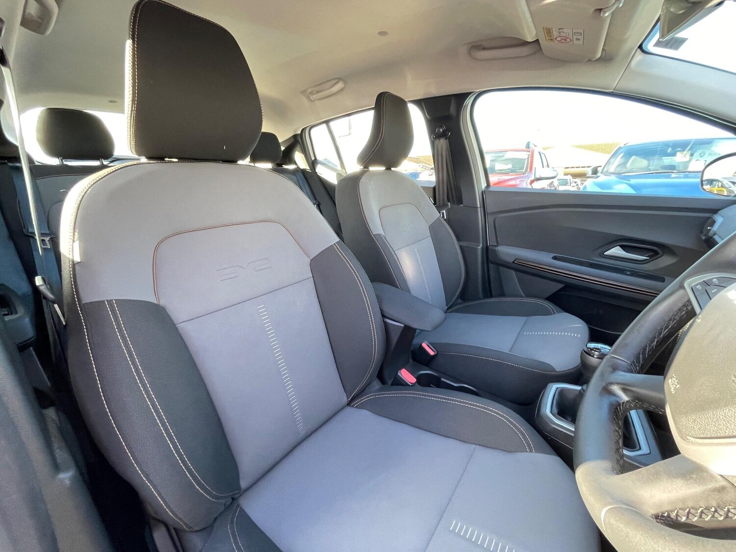 Used Dacia Sandero Stepway 2024 for sale - 76512833: Photo 36