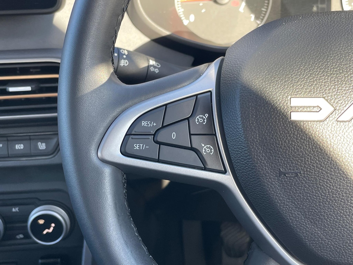 Used Dacia Sandero Stepway 2024 for sale - 76512833: Photo 40