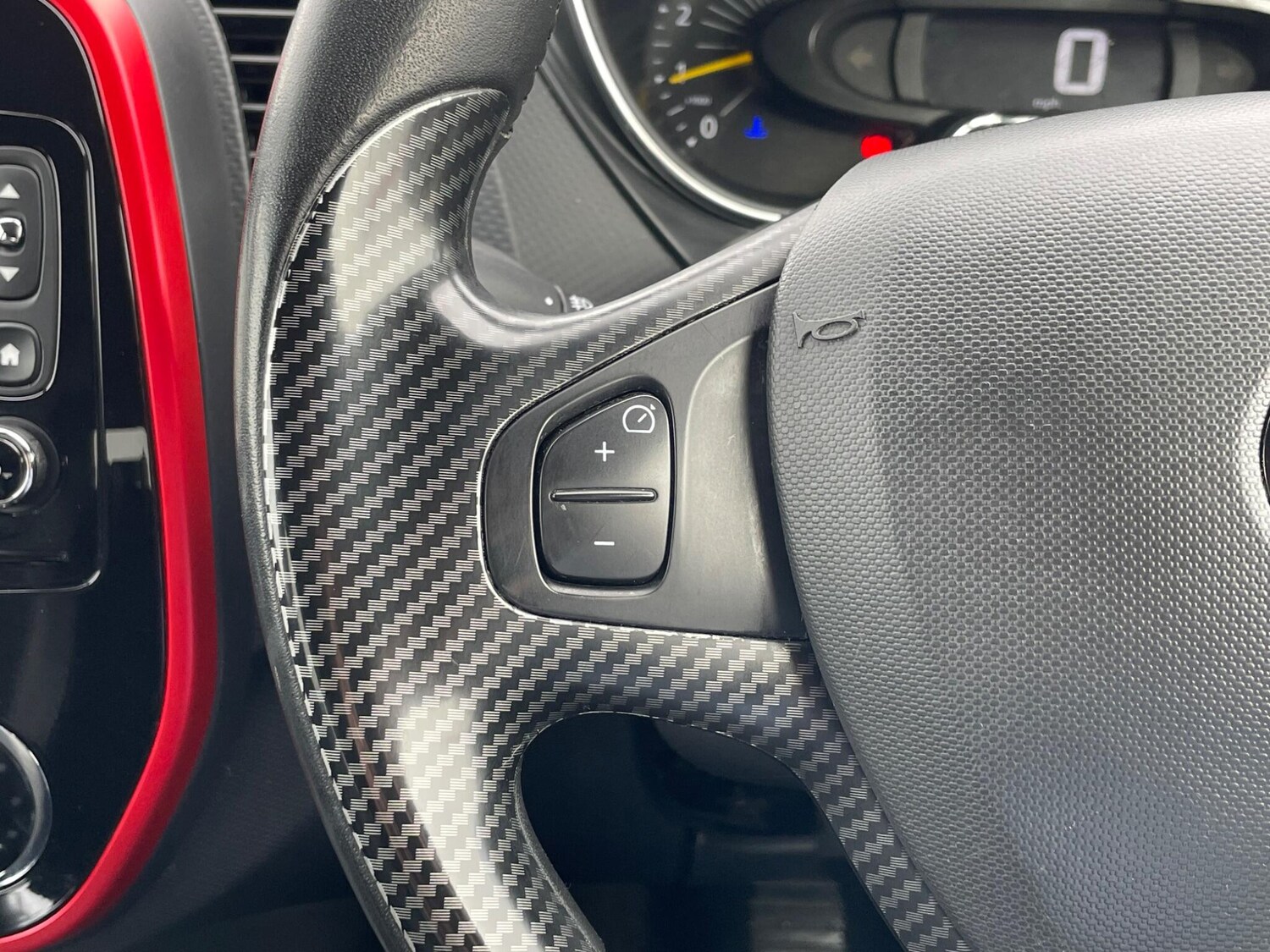 Used Renault Captur 2015 for sale - 77425284: Photo 38