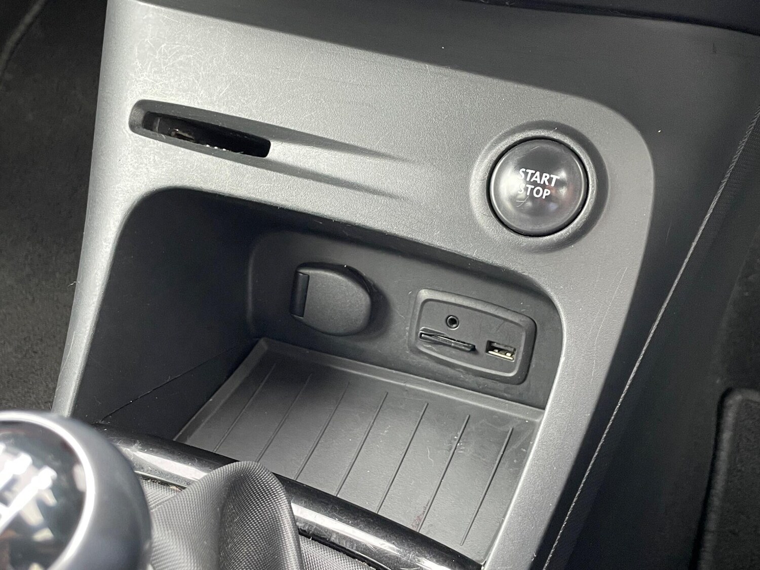 Used Renault Captur 2015 for sale - 77425284: Photo 51