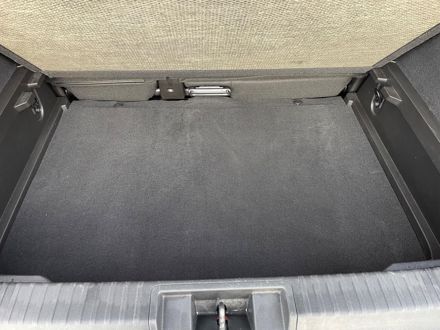 Used Renault Captur 2021 for sale - 77074523: Photo 36