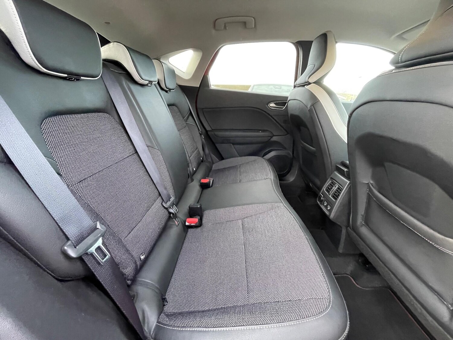 Used Renault Captur 2021 for sale - 77074523: Photo 68