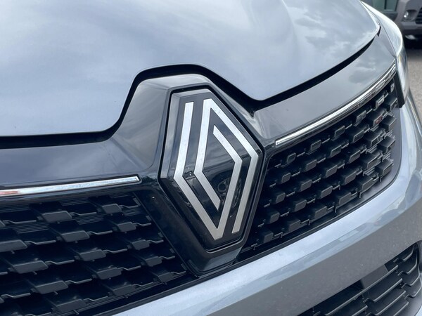 Used Renault Clio 2024 for sale - 75351334: Photo 22
