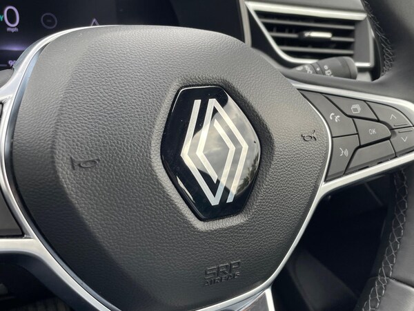 Used Renault Clio 2024 for sale - 75351334: Photo 40