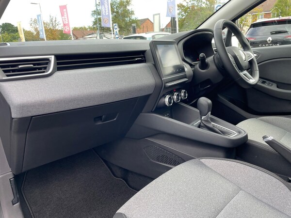Used Renault Clio 2024 for sale - 75351334: Photo 52