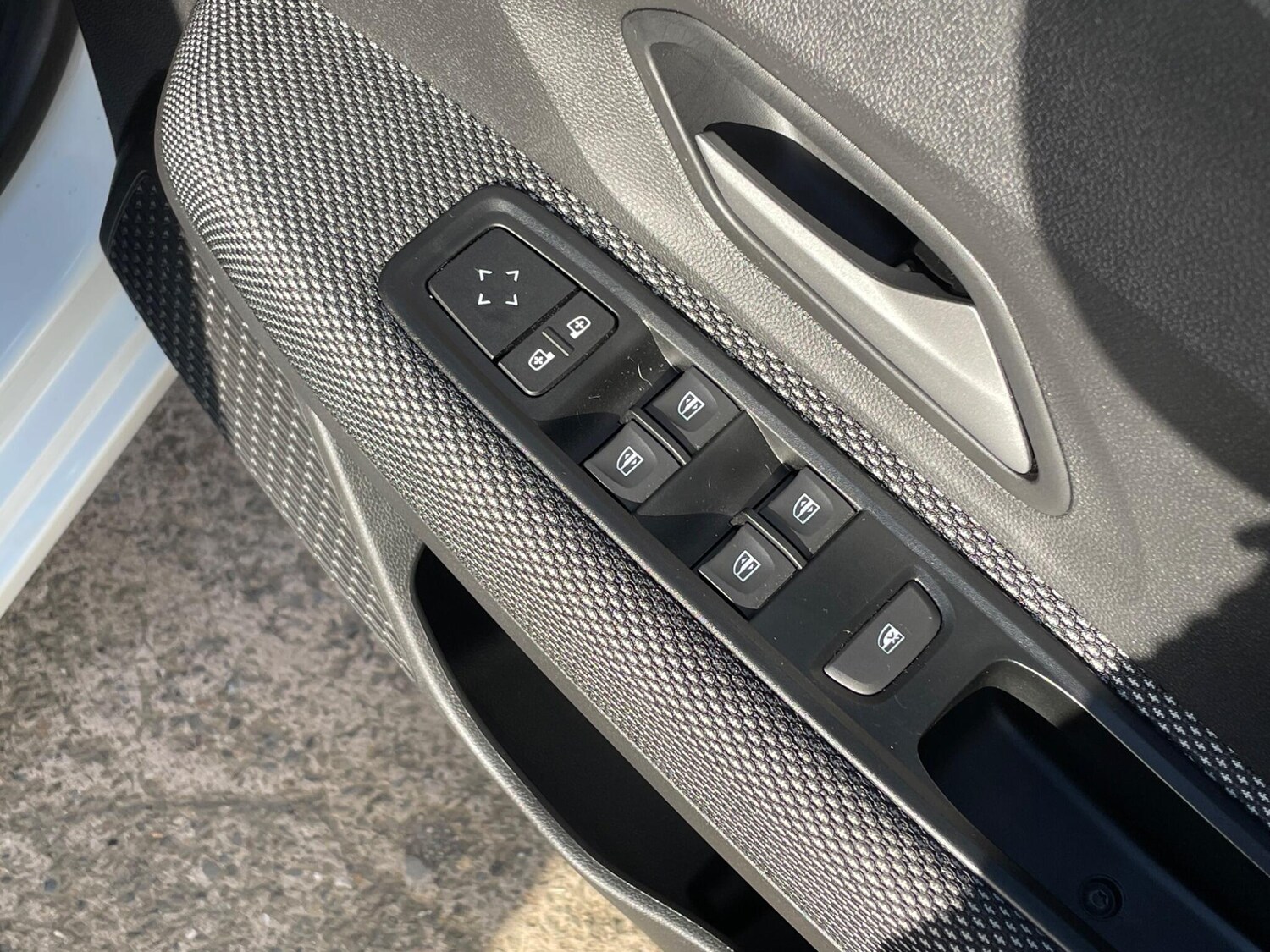 Used Dacia Sandero 2024 for sale - 77537388: Photo 31