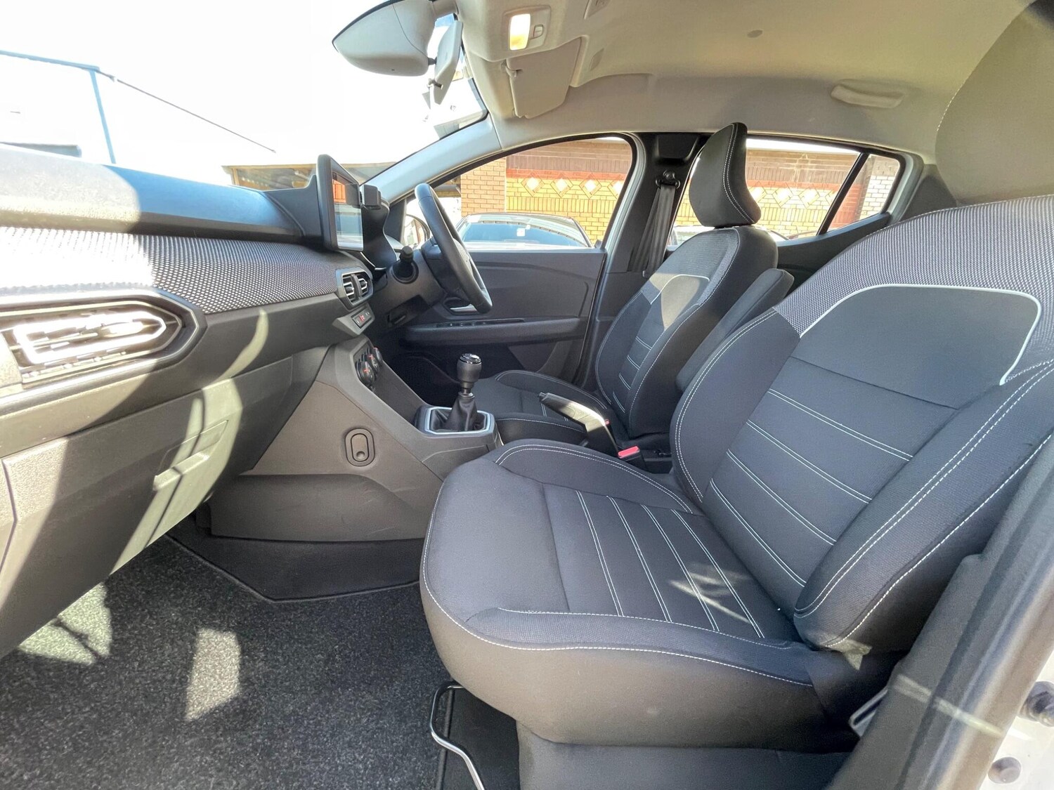 Used Dacia Sandero 2024 for sale - 77537388: Photo 46