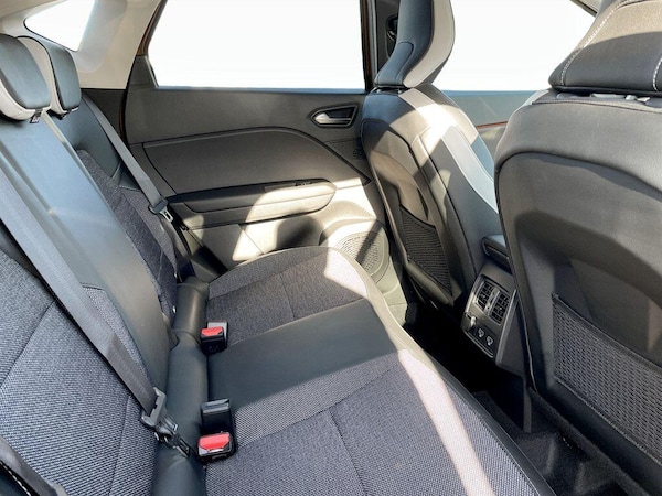 Used Renault Captur 2021 for sale - 76060036: Photo 17
