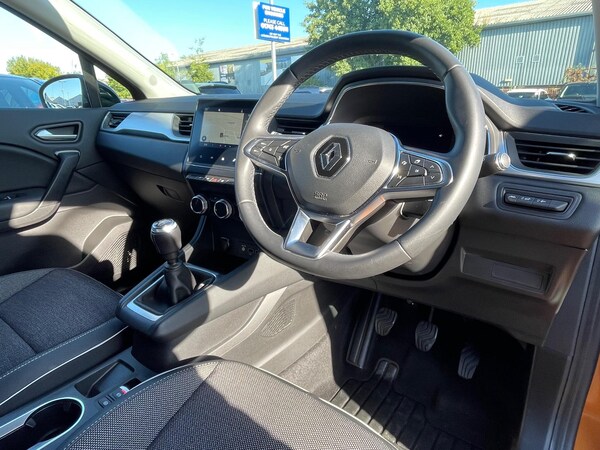 Used Renault Captur 2021 for sale - 76060036: Photo 38