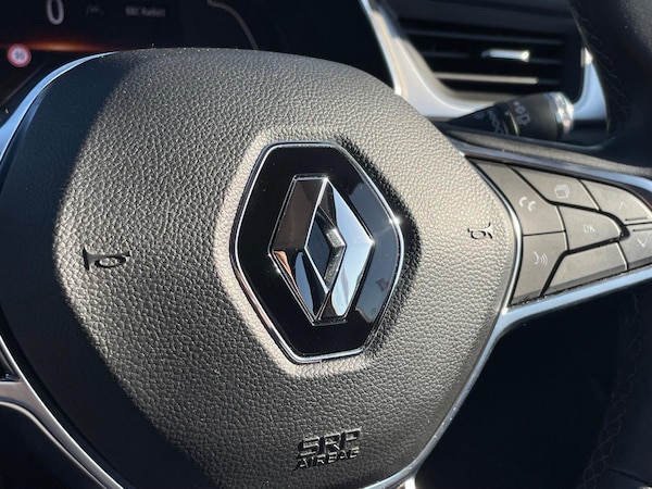 Used Renault Captur 2021 for sale - 76060036: Photo 41